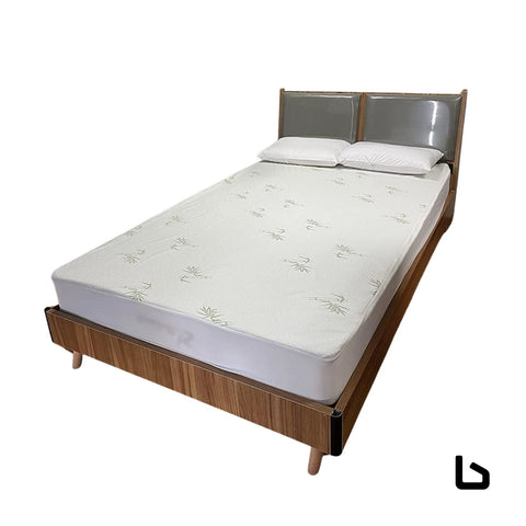 Gominimo bamboo jacquard mattress protector king