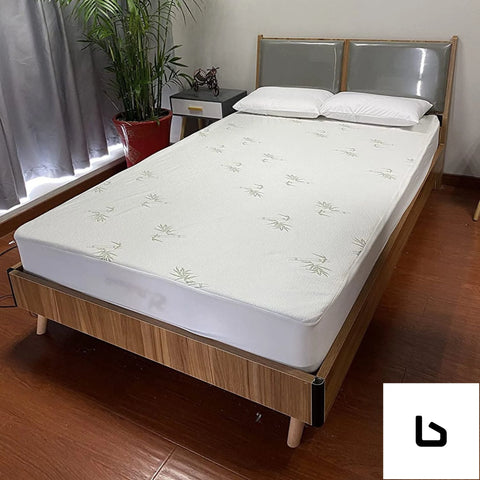 Gominimo bamboo jacquard mattress protector queen
